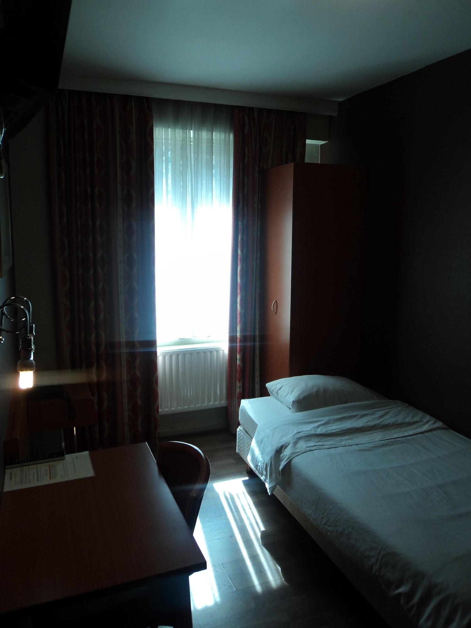 アルバート ホテル ブリュッセル エクステリア 写真